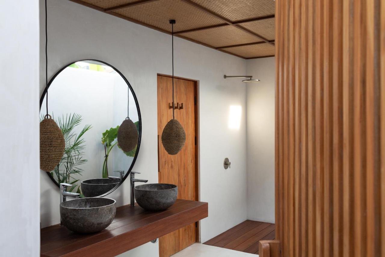 Las Lunas Villas Canggu Extérieur photo