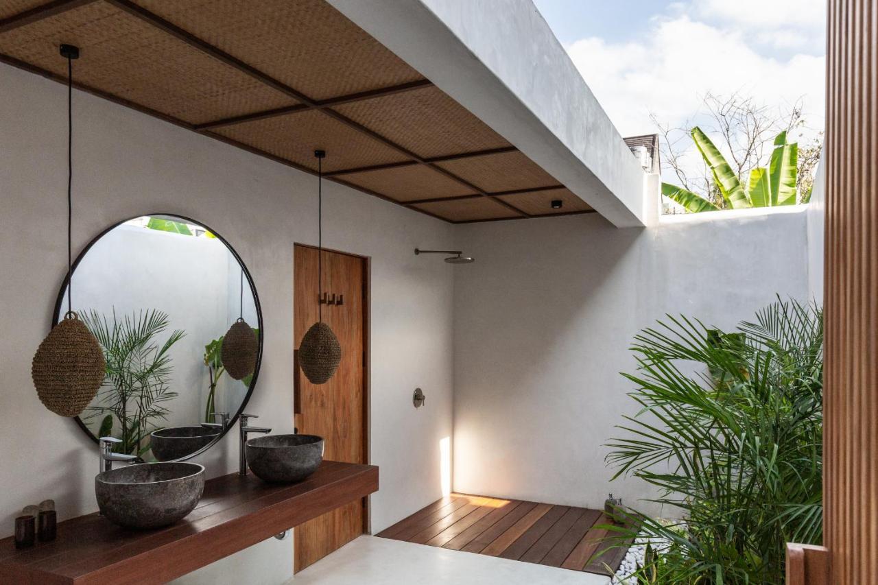 Las Lunas Villas Canggu Extérieur photo